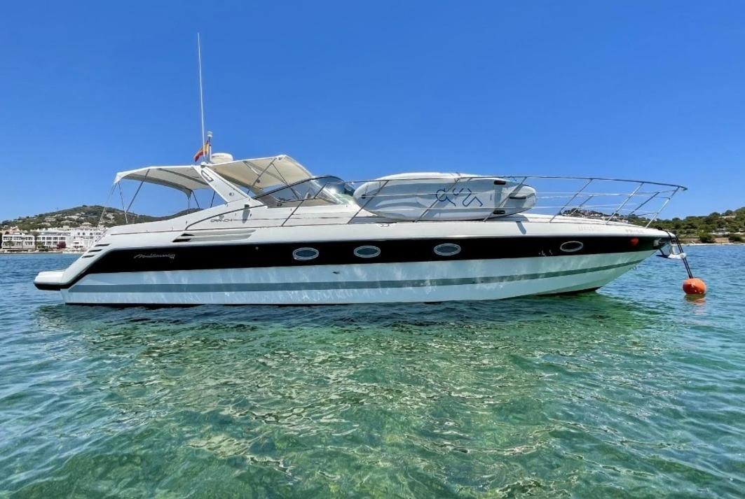 Cozy Yacht Lodge In Barcelona With Boat Tour Option Sant Adria de Besos Εξωτερικό φωτογραφία